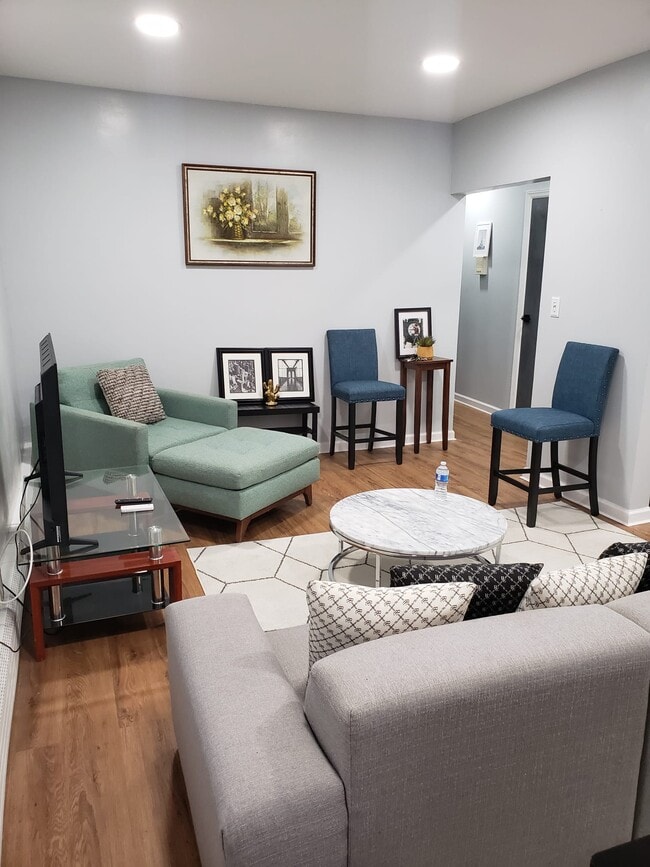 311 Utica Ave, Unit 3F