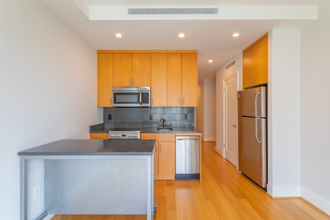 The Drake in Washington, DC - Building Photo - Interior Photo
