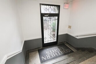 148-09 Northern Blvd in Queens, NY - Building Photo - Building Photo