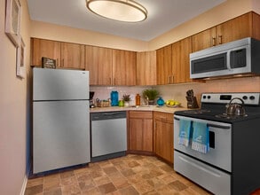 The Preserve at Darby Creek in Prospect Park, PA - Foto de edificio - Building Photo