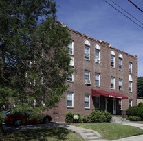 50 Blackstone Blvd Apartments