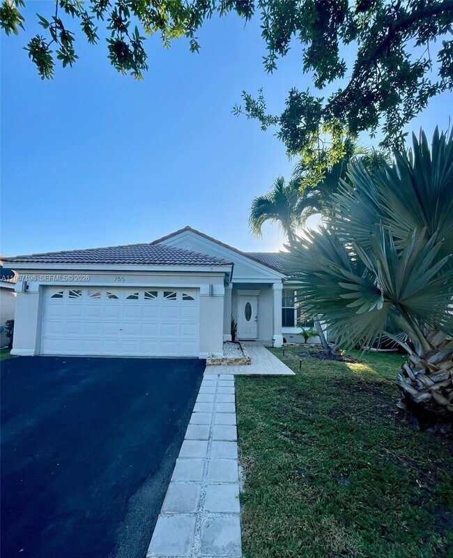 755 Sand Creek Cir in Weston, FL - Building Photo - Building Photo