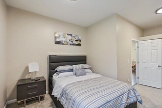 5641 Cates Ave in St. Louis, MO - Foto de edificio - Building Photo