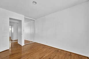 1025 Idaho Ave, Unit 6 in Santa Monica, CA - Building Photo