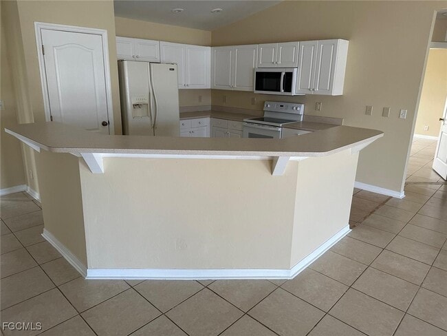 property at 1401 N Gator Cir