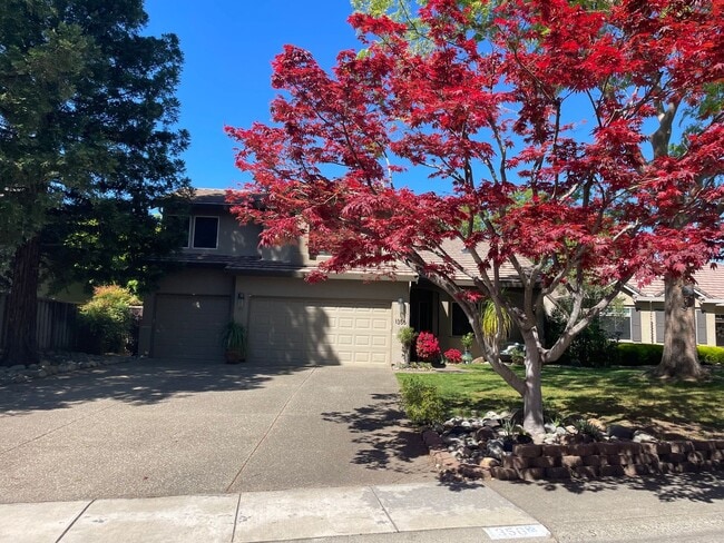 1356 Hawthorne Loop in Roseville, CA - Building Photo - Building Photo