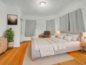 373 Wood Ave in Bridgeport, CT - Building Photo - Building Photo