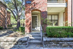 3205 Donnelly Cir in Fort Worth, TX - Building Photo