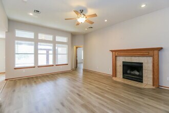 528 NW 174th St in Edmond, OK - Foto de edificio - Building Photo