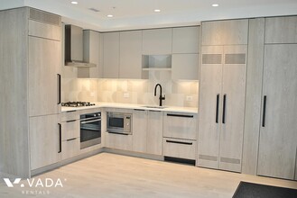 322 E 15th Ave in Vancouver, BC - Building Photo - Building Photo