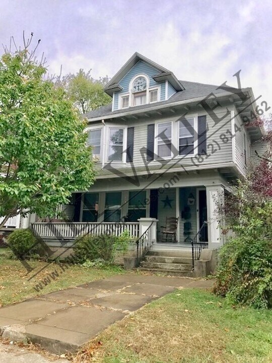 1623 Ohio St in Terre Haute, IN - Building Photo