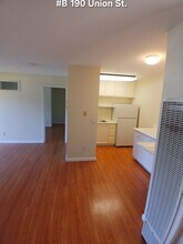 190 Union St, Unit B in San Rafael, CA - Building Photo - Building Photo