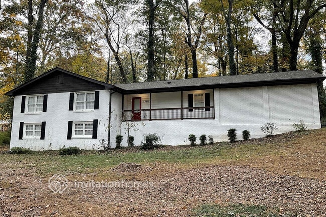 property at 1748 Pamela Cir SW