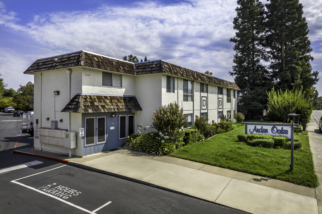 Arden Oaks Apartment in Carmichael, CA - Building Photo