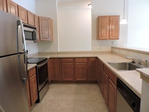 Forest View Apartments in Franklin, WI - Building Photo - Building Photo