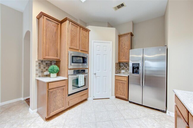 5806 Cedar Field Way in Houston, TX - Building Photo - Building Photo