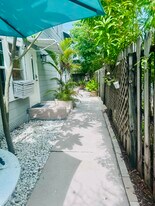 204 S M St in Lake Worth Beach, FL - Building Photo