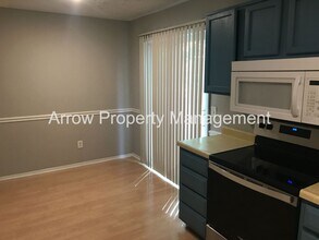 123 Five Oaks Dr in Nashville, TN - Building Photo - Building Photo