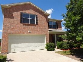 4508 Merlot Dr in Argyle, TX - Building Photo