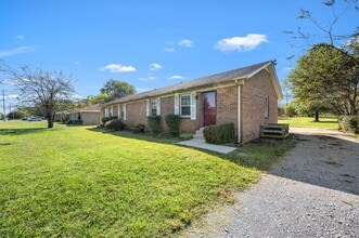 1151 Veterans Pkwy in Murfreesboro, TN - Building Photo - Building Photo