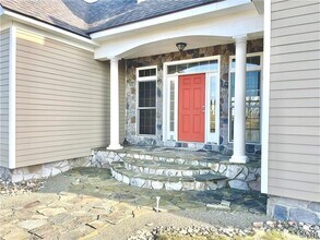 1018 W State Rd in Cortland, NY - Building Photo - Building Photo