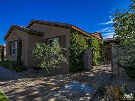 79645 Corte Bella in La Quinta, CA - Foto de edificio - Building Photo