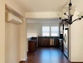 934 7th Ave NE in Issaquah, WA - Building Photo - Building Photo