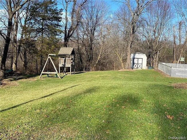 9 Miriam Dr in Warwick, NY - Building Photo - Building Photo