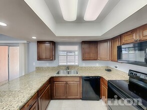 8206 Clermont St in Tampa, FL - Building Photo - Building Photo