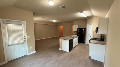 804 Red Tails Dr in Austin, TX - Building Photo - Building Photo