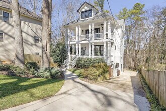 3102 Alston Dr in Decatur, GA - Building Photo - Building Photo
