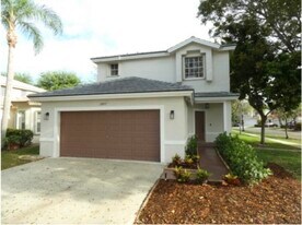 4907 Pelican Manor in Coconut Creek, FL - Building Photo