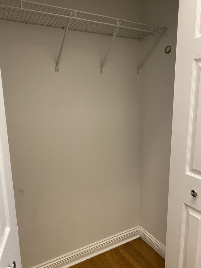 2172 W Eastwood Ave, Unit Apt 1 in Chicago, IL - Building Photo - Building Photo