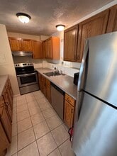 25 Arlington Rd, Unit Apt 1-1 in Woburn, MA - Foto de edificio - Building Photo