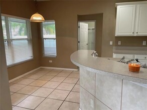 1945 Marsh Hawk Dr in Orlando, FL - Building Photo - Building Photo