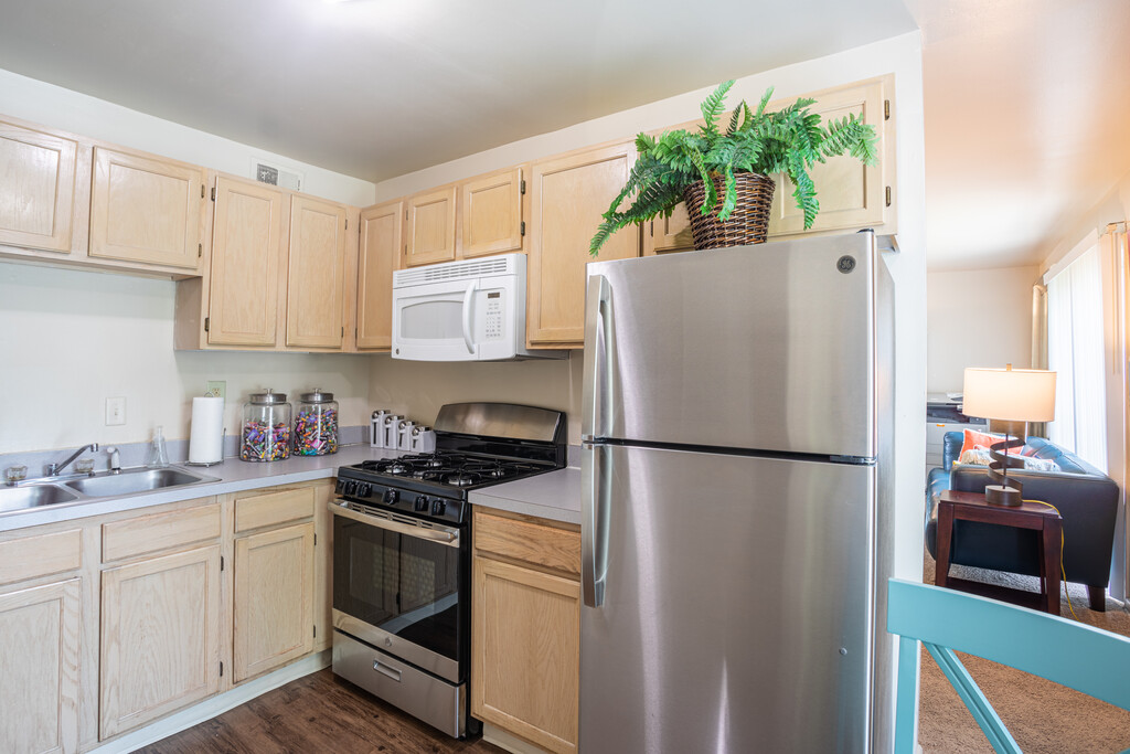 Windham Hills Apartments in Petersburg, VA | ApartmentHomeLiving.com