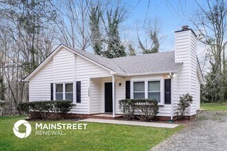 1305 Sharon Dr in Waxhaw, NC - Building Photo - Building Photo