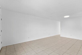 2287 Philippine Dr in Clearwater, FL - Building Photo - Building Photo
