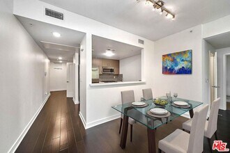 436 S Virgil Ave in Los Angeles, CA - Building Photo - Building Photo