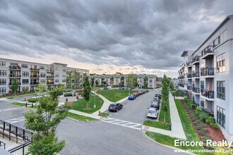 1 Maxwells Green in Somerville, MA - Foto de edificio - Building Photo