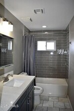 7635 E Verde Ln in Scottsdale, AZ - Building Photo - Building Photo