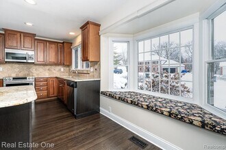 732 Rutgers Rd in Rochester Hills, MI - Building Photo - Building Photo