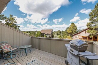 2650 Valley View Dr in Flagstaff, AZ - Foto de edificio - Building Photo