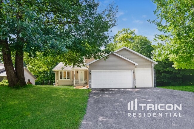 2661 Oak Ridge Dr
