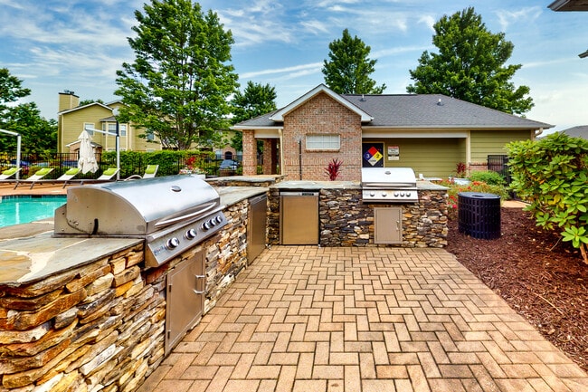 Highlands At Alexander Pointe