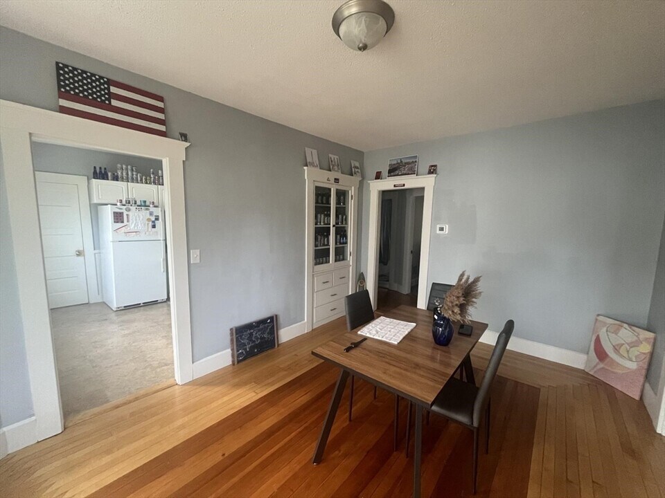 99 Union St in Franklin, MA - Building Photo