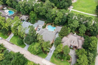 6 Woodmere Pl in Spring, TX - Building Photo - Building Photo