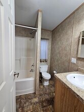 3 Cedar Ln in Weedsport, NY - Foto de edificio - Building Photo