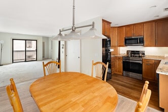 16 Arch St in Norwalk, CT - Building Photo - Building Photo