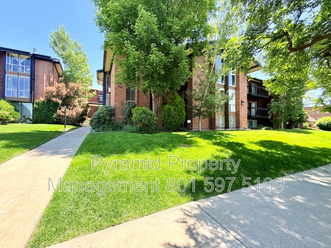 251 S 700 E in Salt Lake City, UT - Building Photo - Building Photo